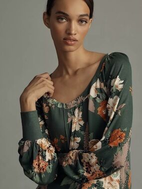 Anthropologie TINY NWT Long-Sleeve Scoop-Neck Raglan Top- S